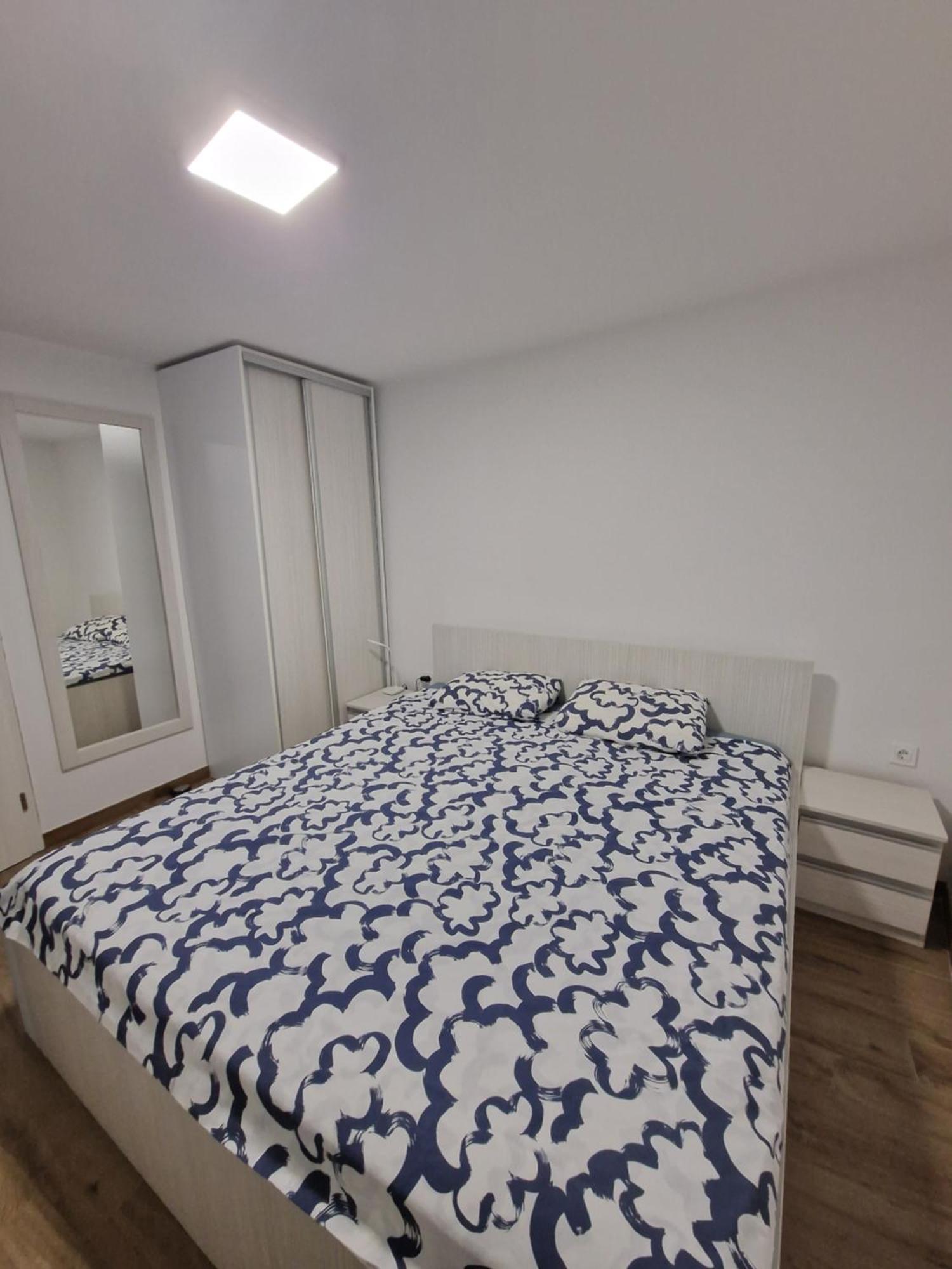Apartma Sinitus Izola Exterior foto